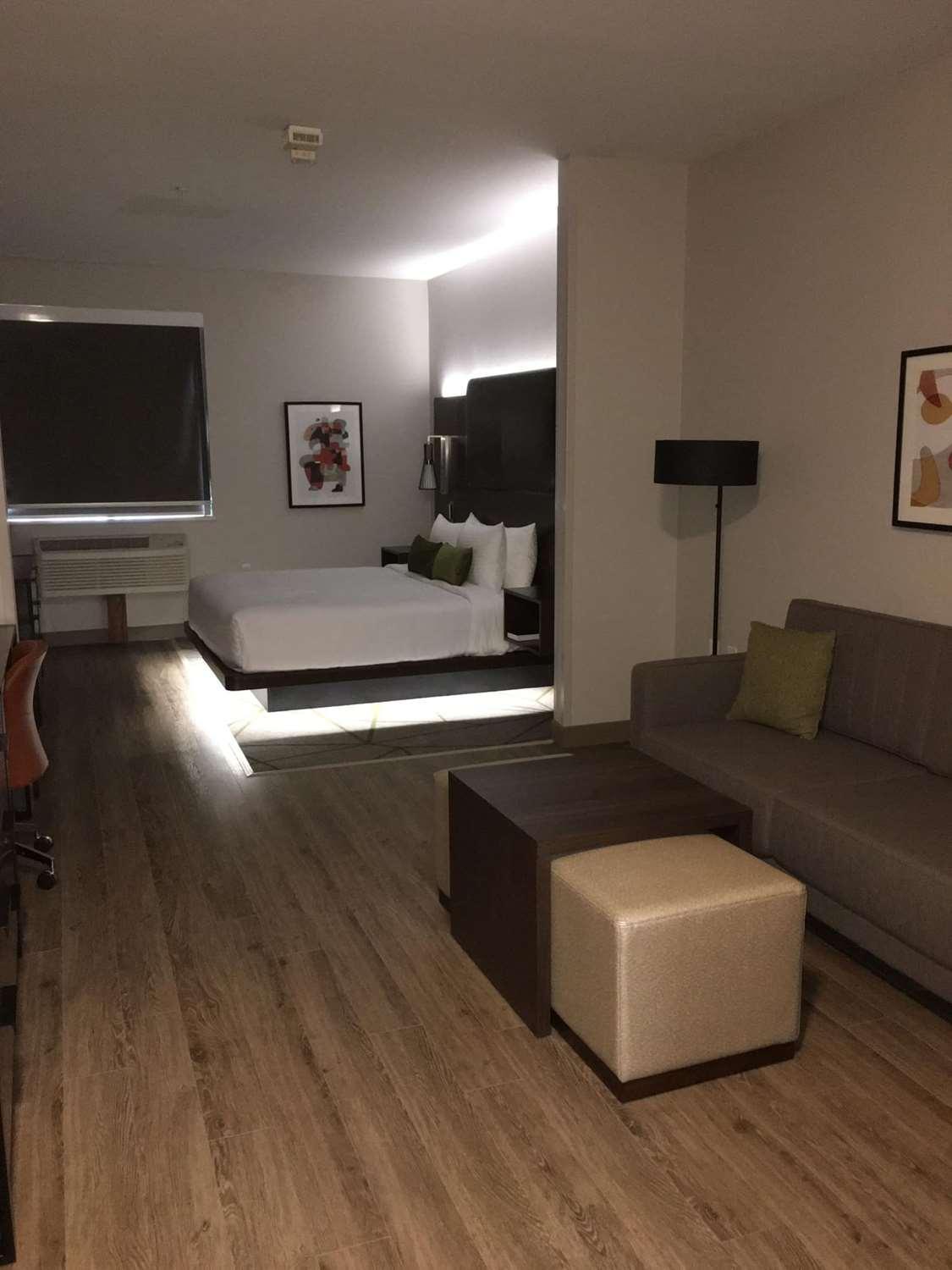 Best Western Plus Riata Brownwood Eksteriør billede