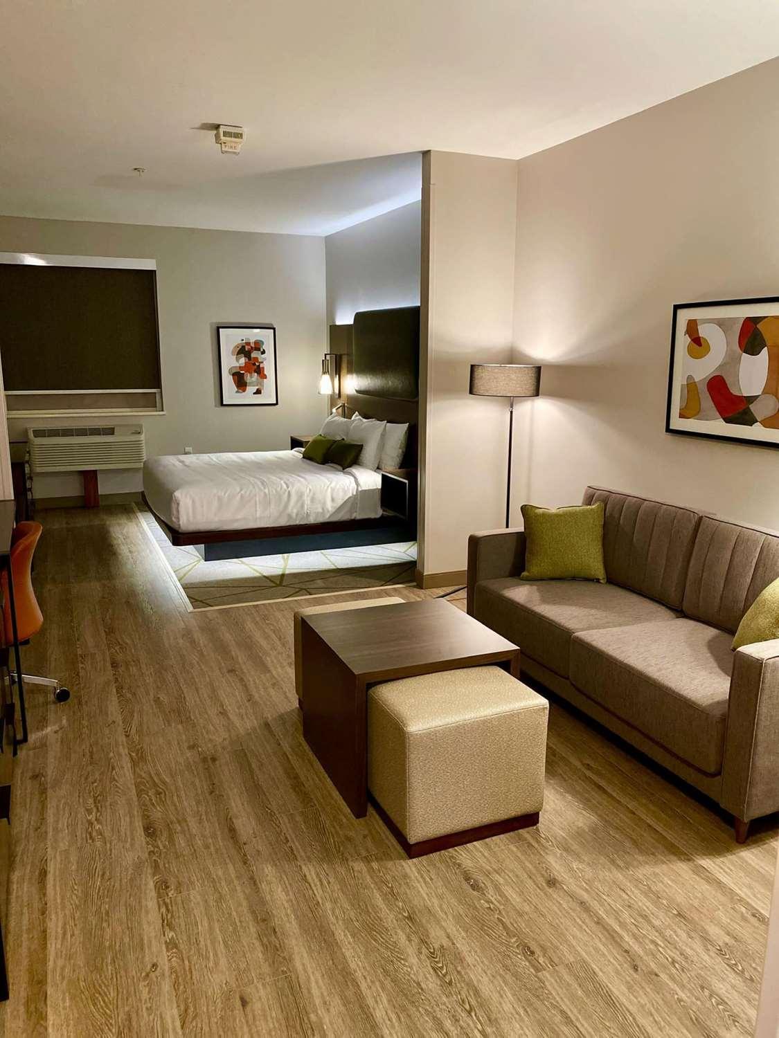 Best Western Plus Riata Brownwood Eksteriør billede