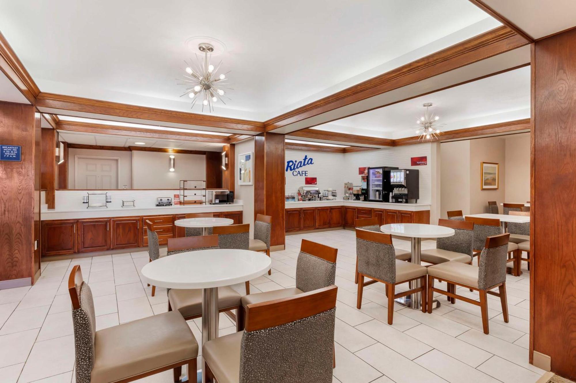 Best Western Plus Riata Brownwood Eksteriør billede
